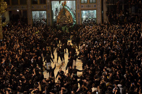 چارچو گردانی نماد مظلومیت امام حسین(ع)